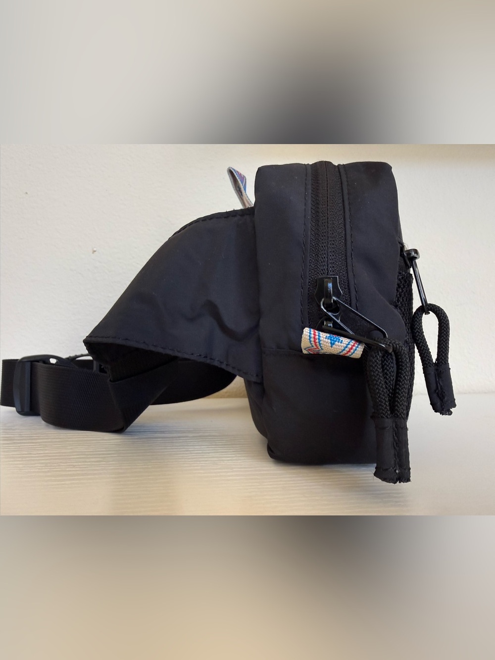 🏔️ KAVU Point Sur Belt Bag Nylon Fanny Pack Mesh Pocket - Blackout - Picture 4 of 6